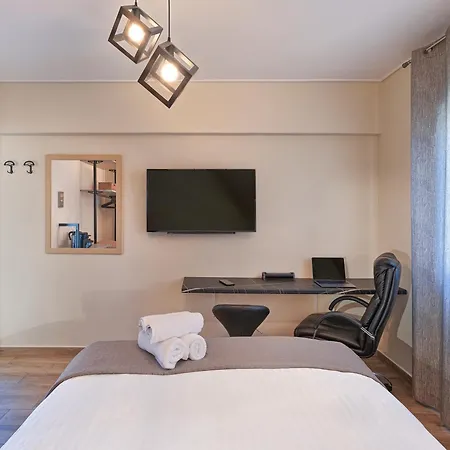 Penthouse Apartment & Studio Near Glyfada - Free Parking-2